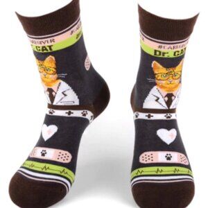3/$15 UNISEX DOCTOR/HEALTHCARE Crew Socks  Says ‘DR. CAT’ #1 CAREGIVER